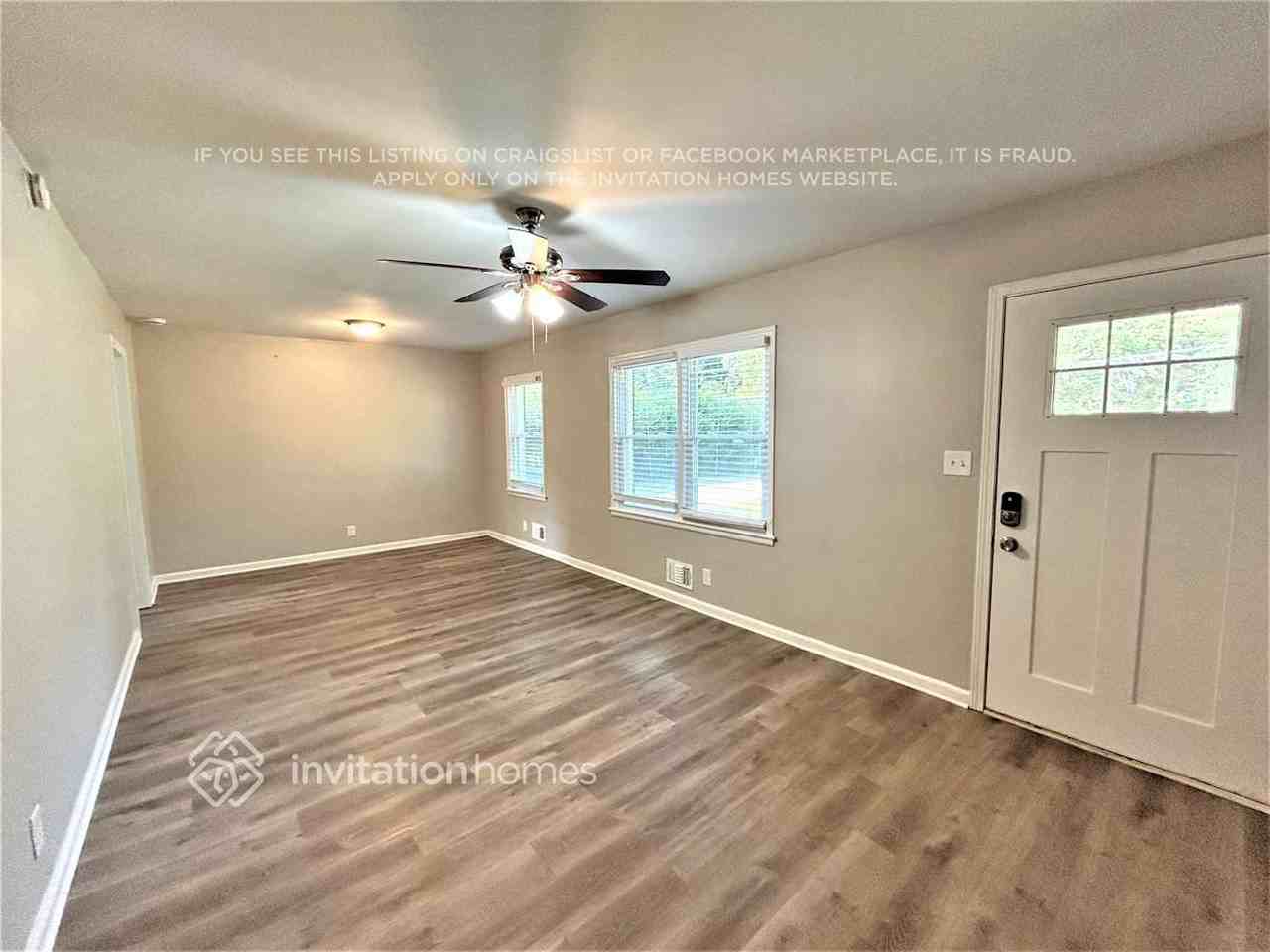 2553 Habersham Dr - Photo 2 of 10