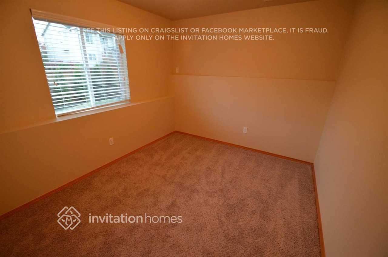 3704 73rd Ave Ne - Photo 4 of 7