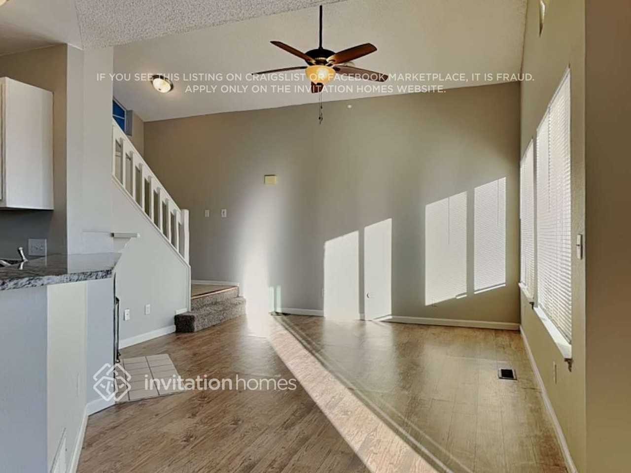 8885 Cloverleaf Cir - Photo 5 of 22