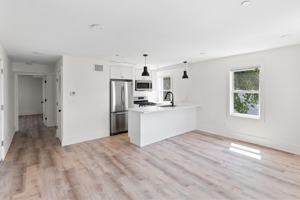 featured image of 14 Vinton Street