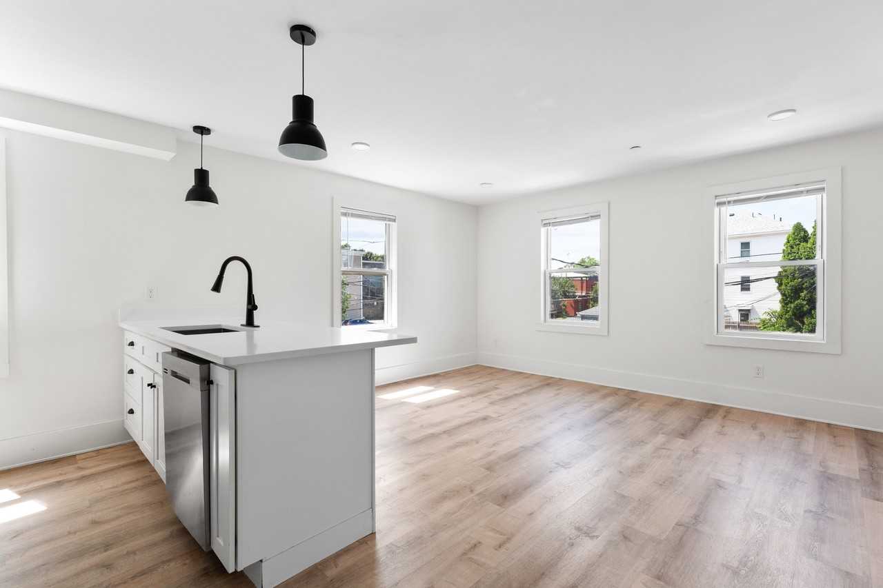 14 Vinton Street - Photo 2 of 47