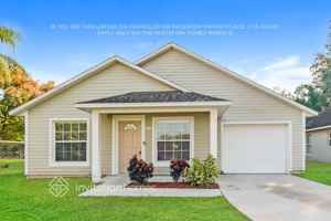 featured image of 215 1st Street