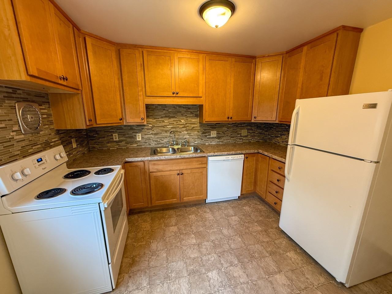 426 Rushmore Lane - Photo 6 of 21