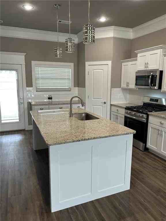 2000 Dobbs St - Photo 6 of 23