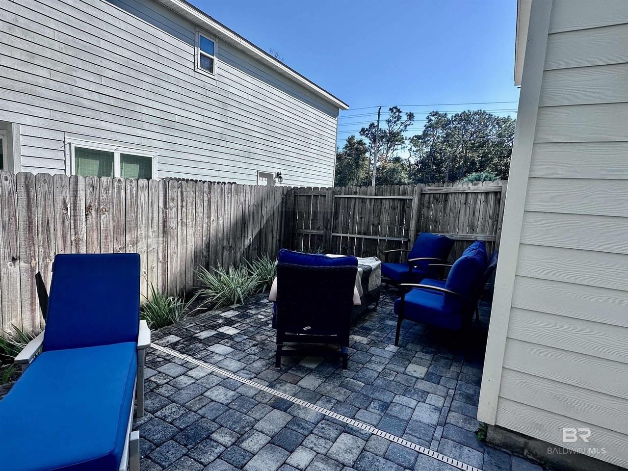 27451 Canal Rd - Photo 4 of 20