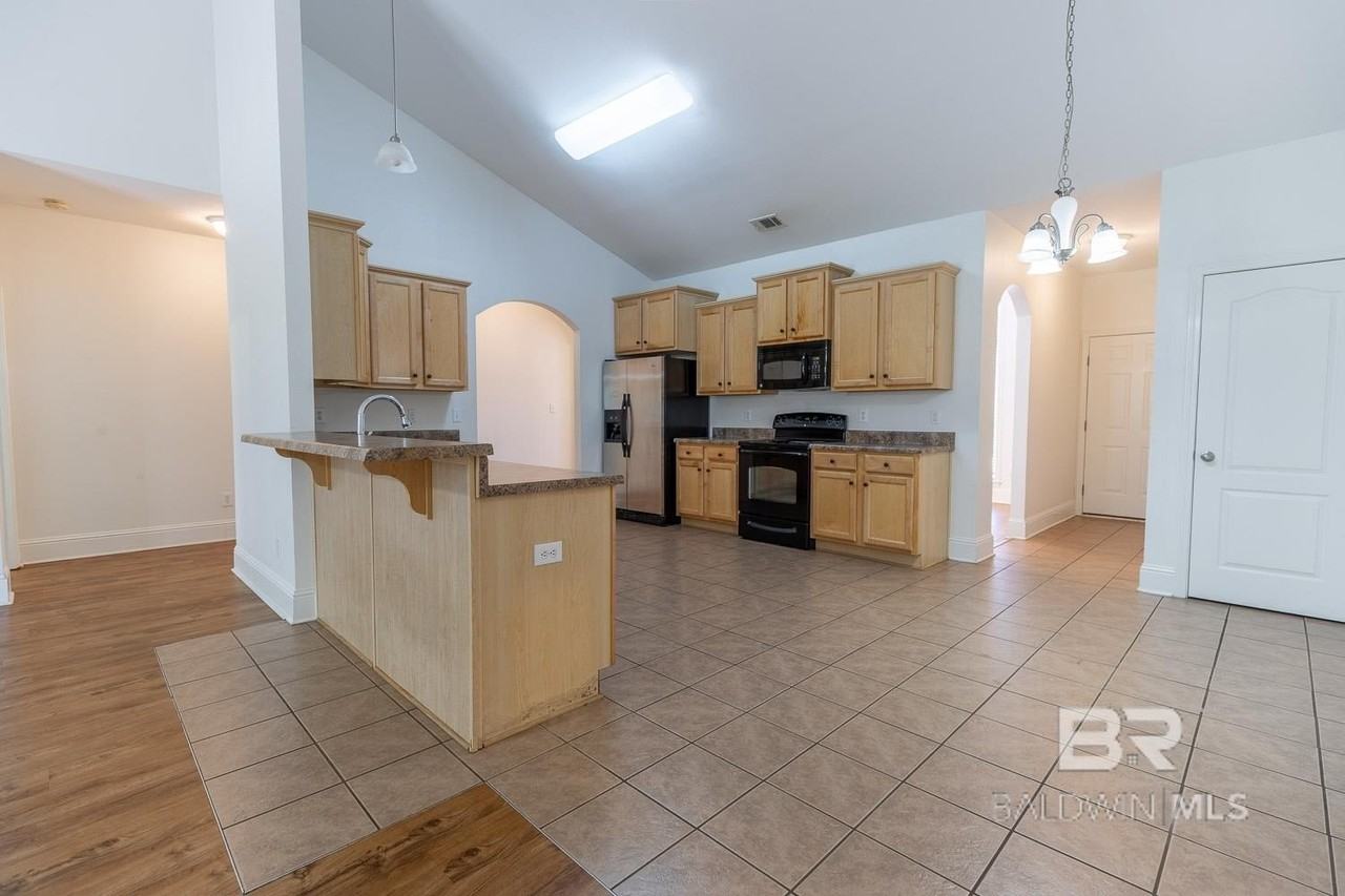 101 Normandy Street - Photo 7 of 19