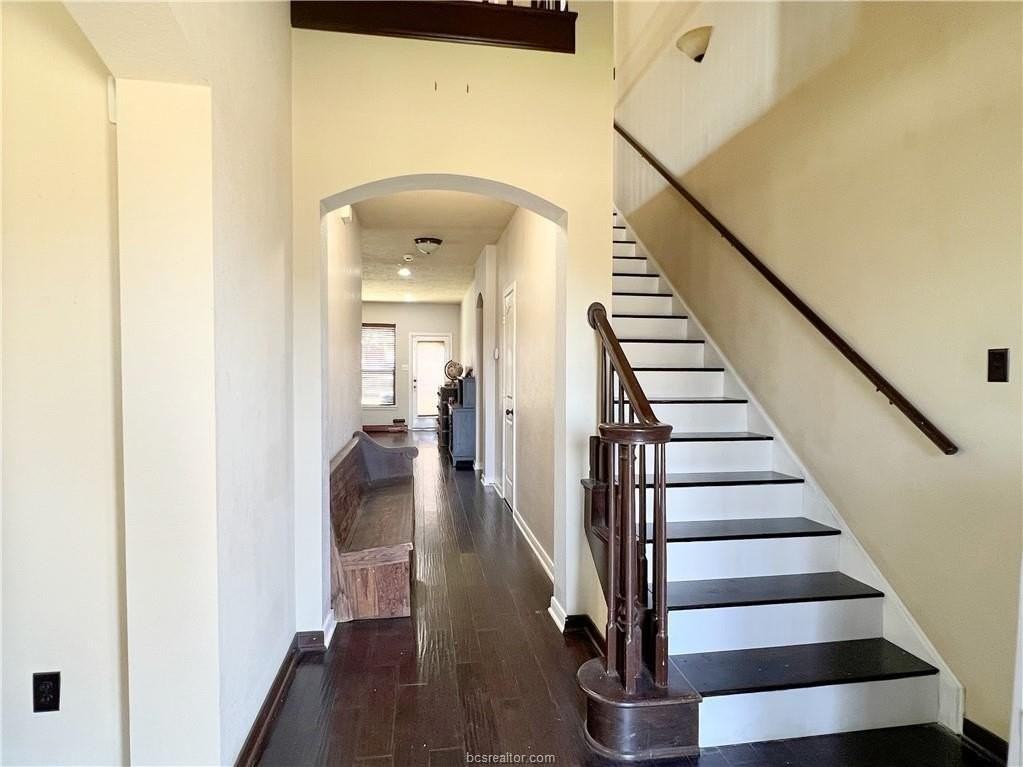 2409 Stone Castle Cir - Photo 4 of 23