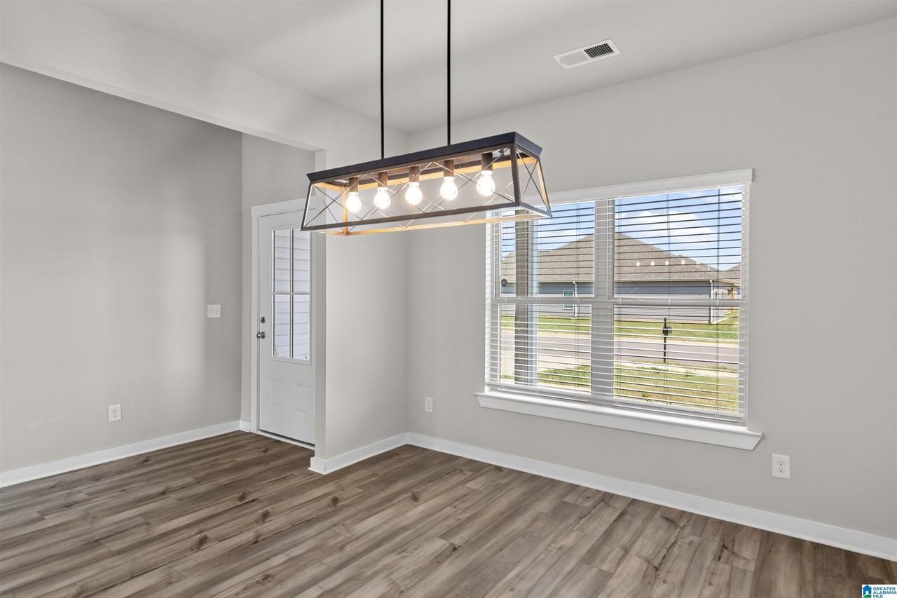 212 Cotton Bayou Dr - Photo 5 of 37