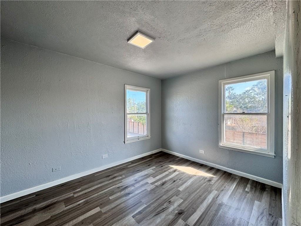 3120 Santa Fe St #12 - Photo 7 of 11