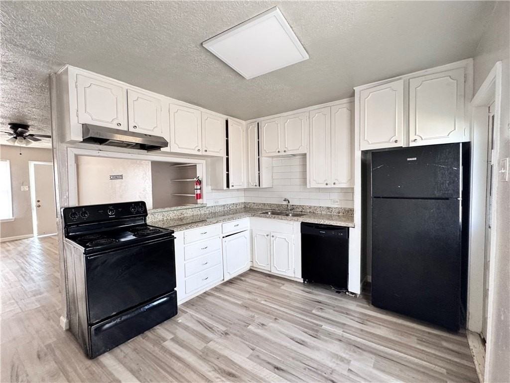 3120 Santa Fe St Apt 18 #18 - Photo 3 of 9