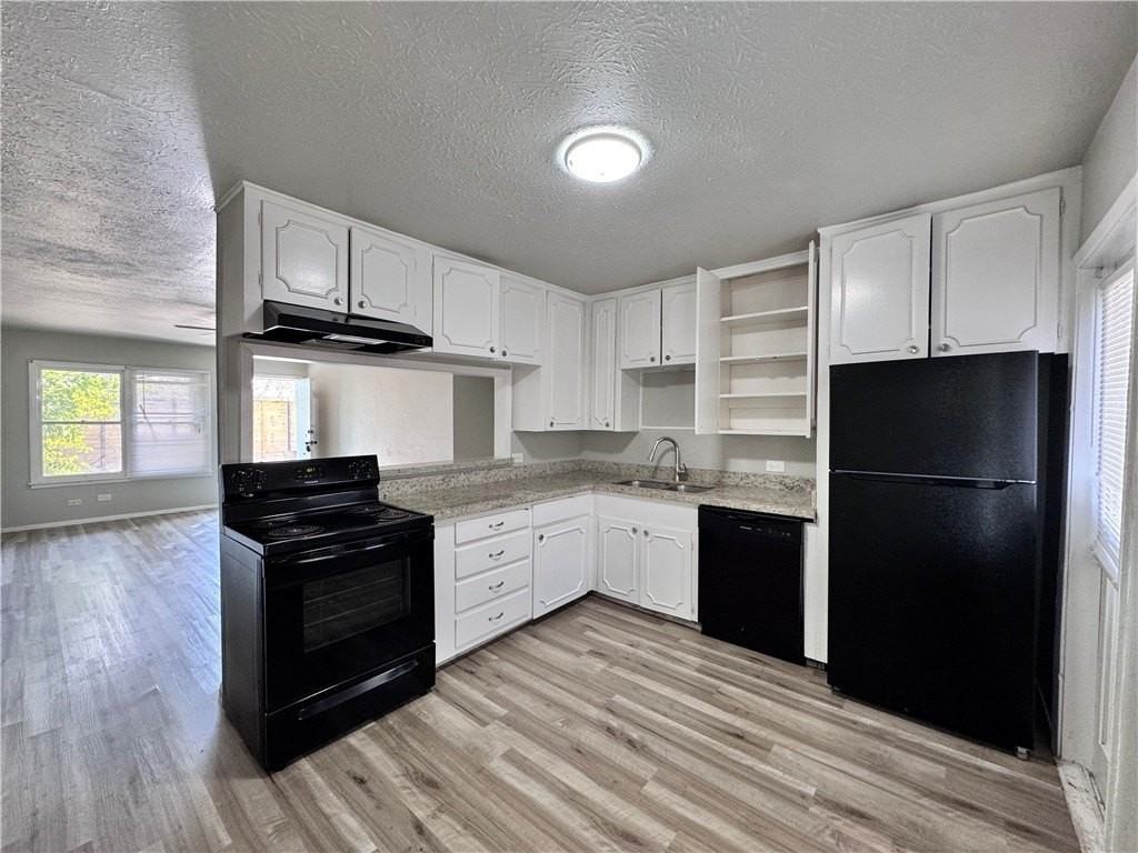 3120 Santa Fe St #22 - Photo 3 of 6