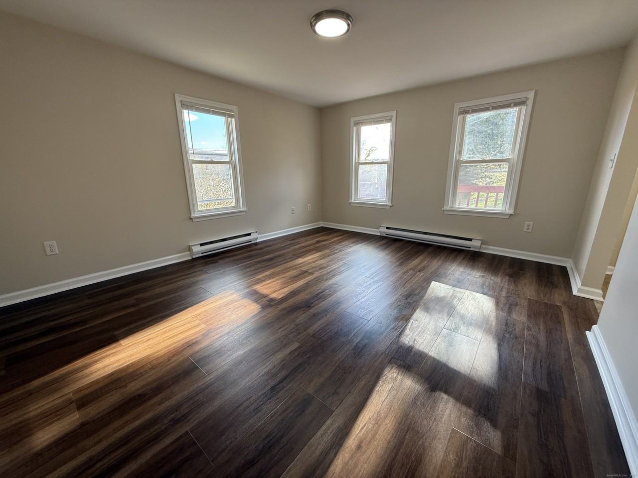 155 Military Highway - Photo 3 of 11