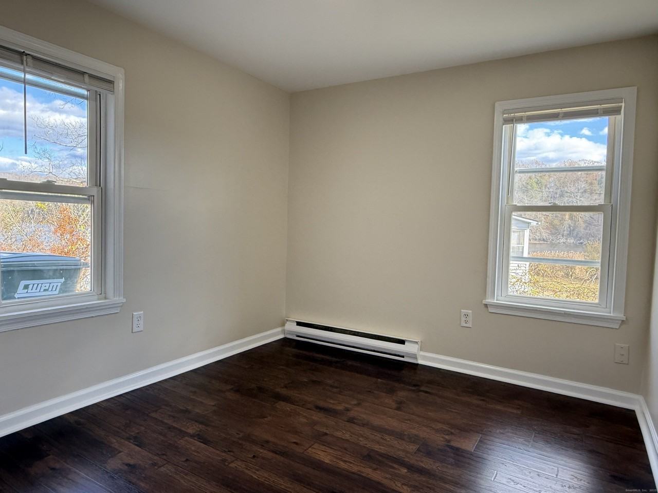 155 Military Highway - Photo 7 of 11