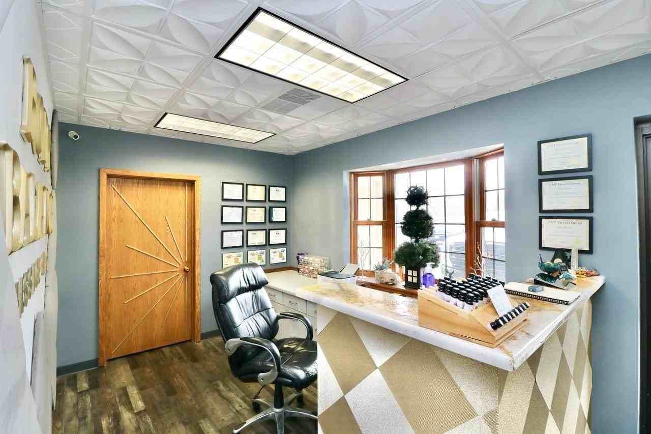 3343 Center Grove Dr #F - Photo 3 of 16