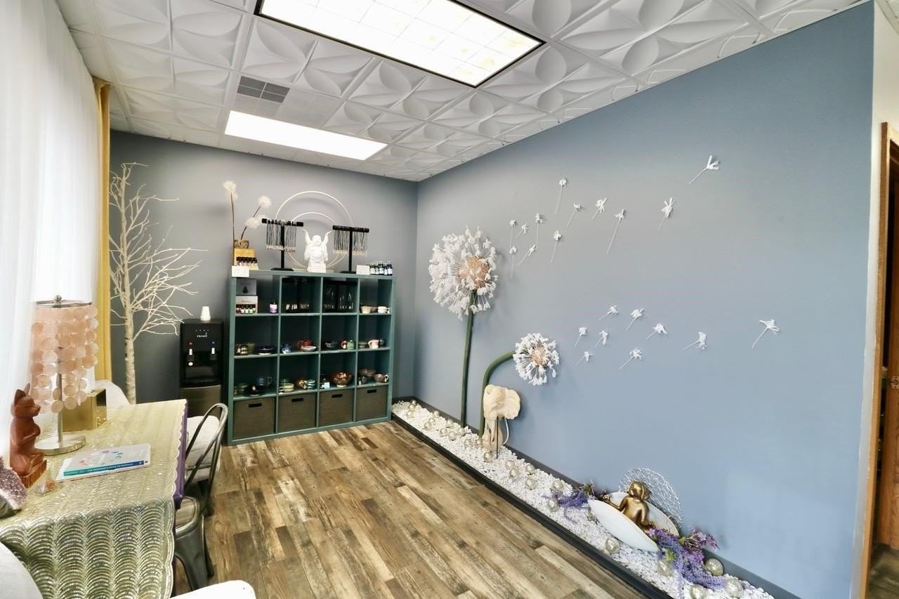 3343 Center Grove Dr #F - Photo 6 of 16