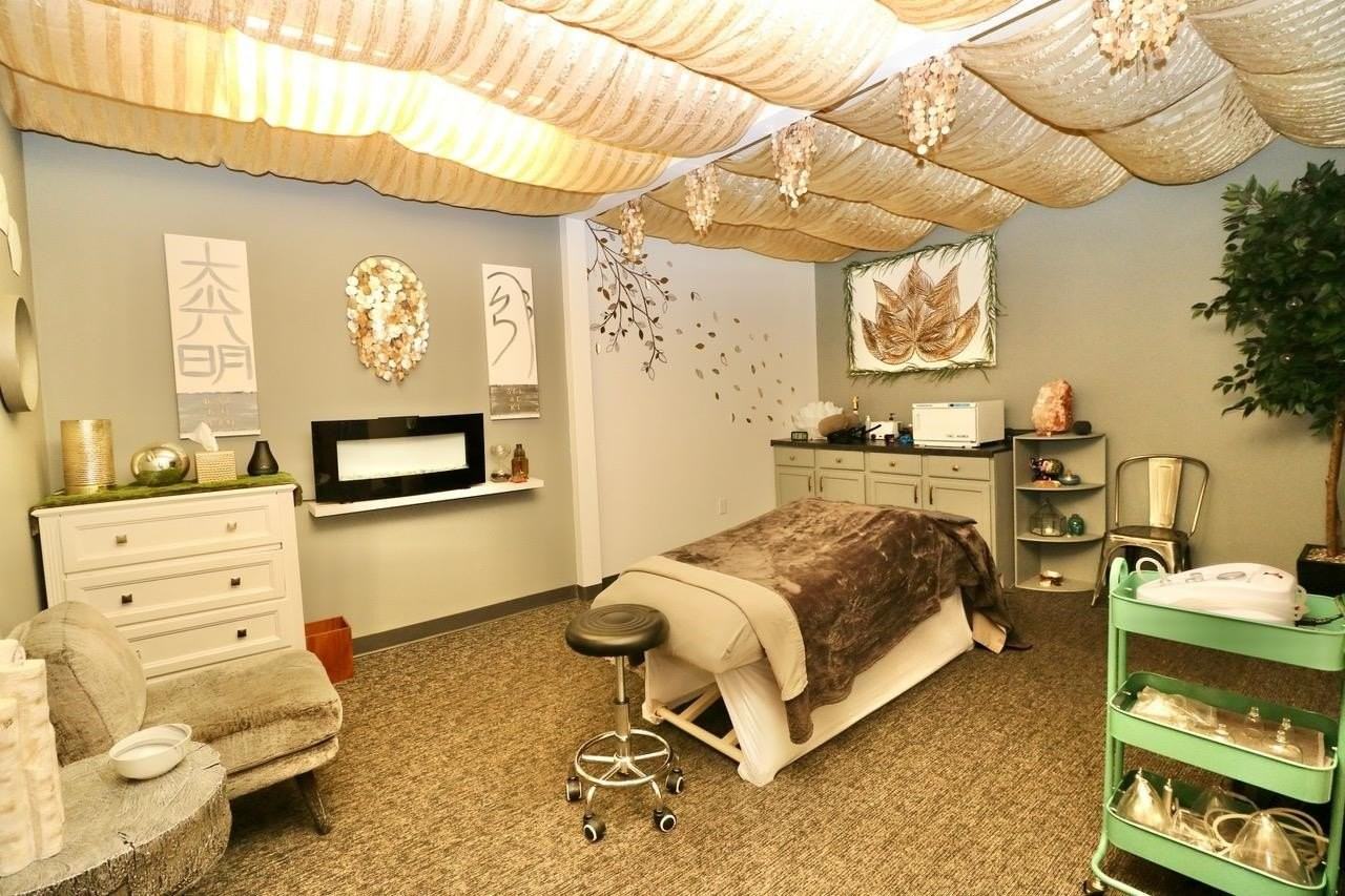 3343 Center Grove Dr #F - Photo 7 of 16