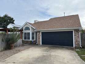 404 NW Adam Street - Photo 1 of 1