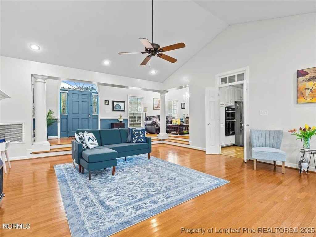 1114 Four Wood Dr - Photo 3 of 21