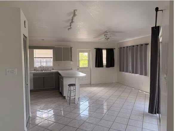 24840 Park Dr - Photo 3 of 17