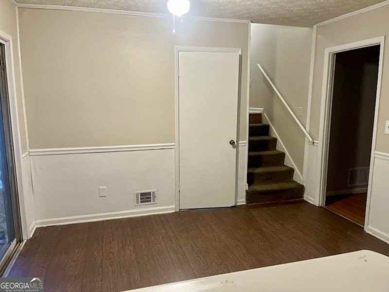 6953 Lodgepole Dr - Photo 5 of 20