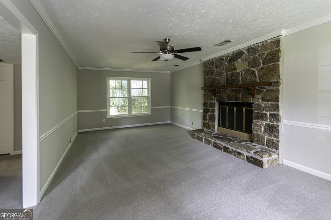 6024 Old Town Place - Photo 7 of 29