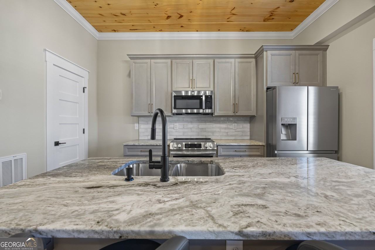 958A Church St - Photo 7 of 50