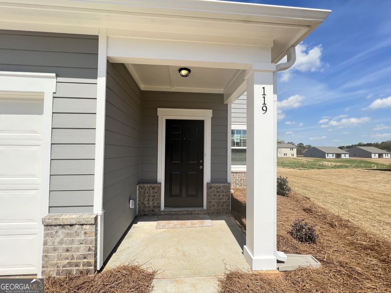 119 Pond Ct - Photo 2 of 29