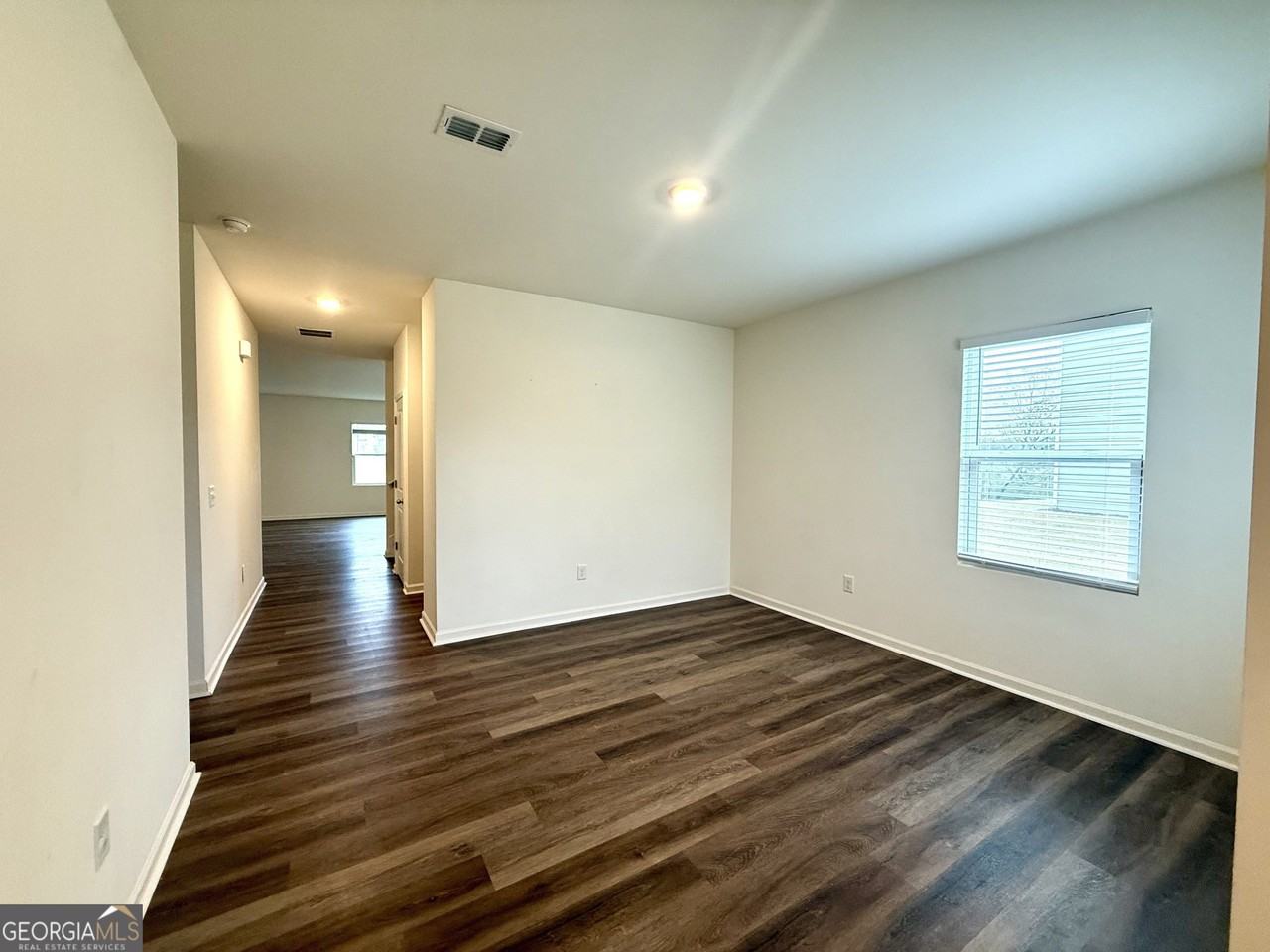 119 Pond Ct - Photo 6 of 29