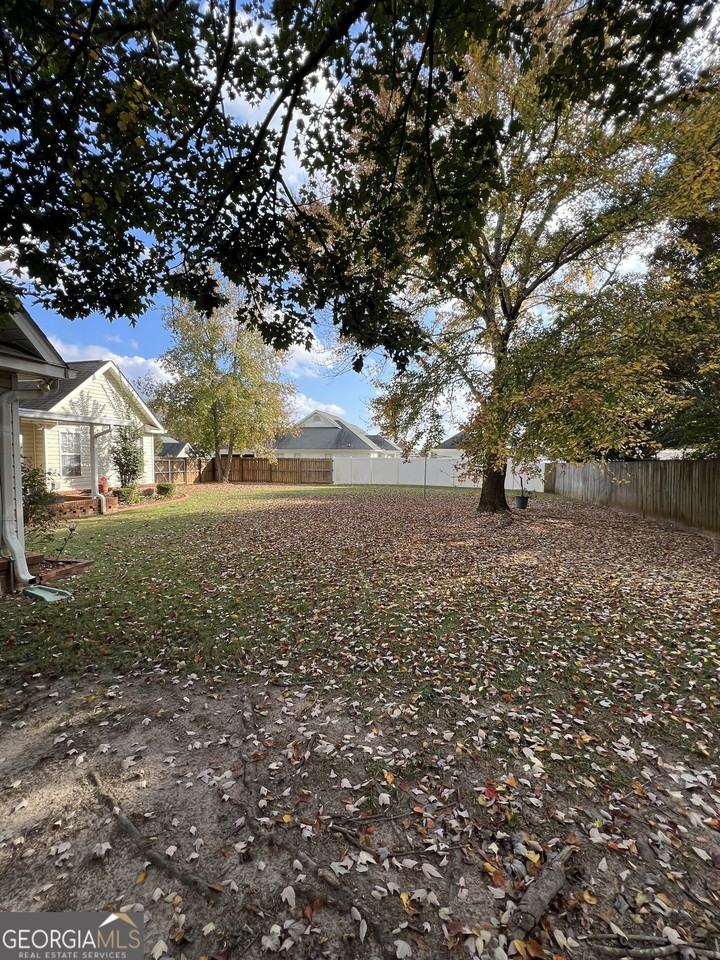 160 Crystal Ridge Circle - Photo 3 of 9