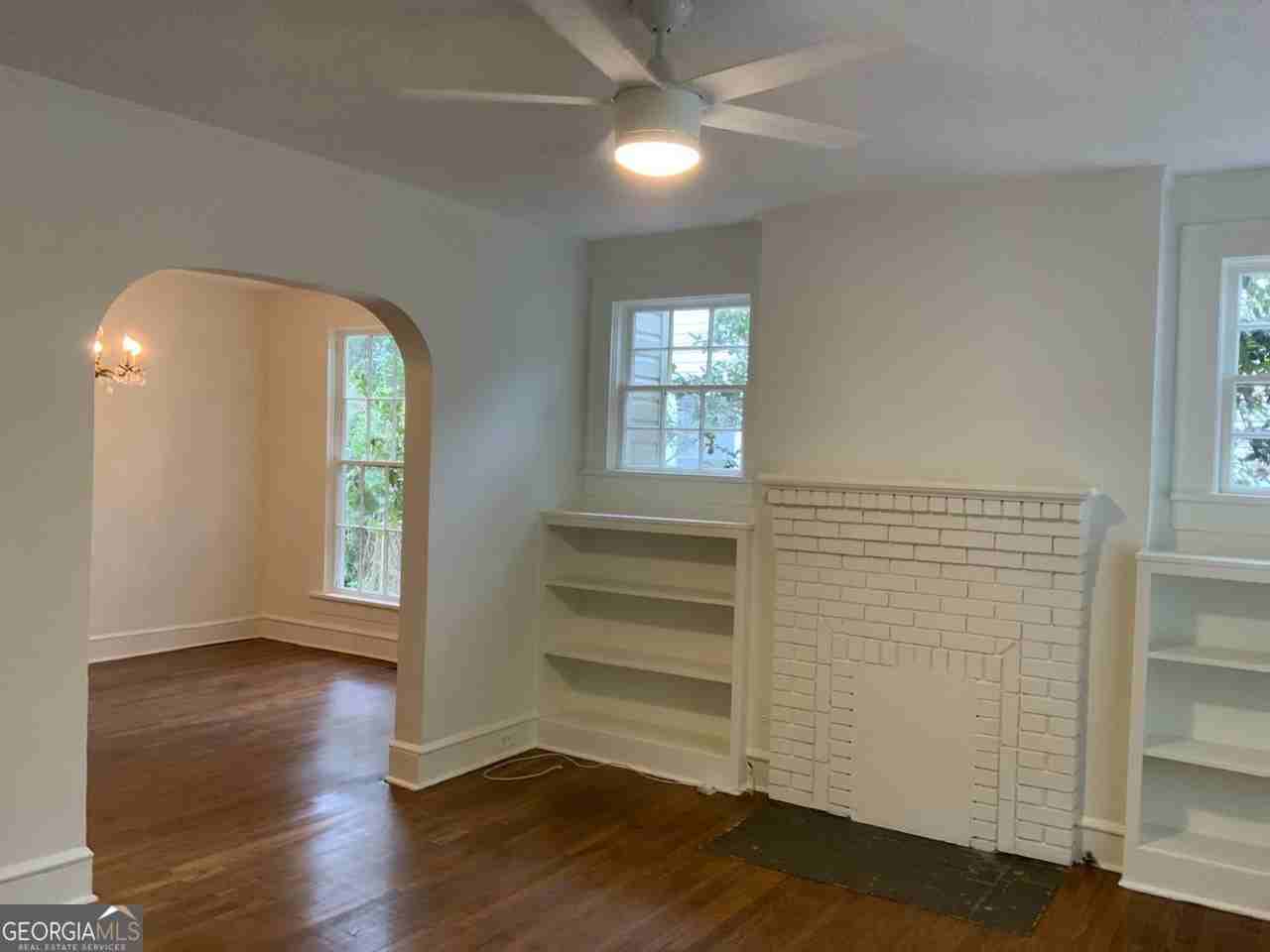 204 Oakwood Street - Photo 2 of 13