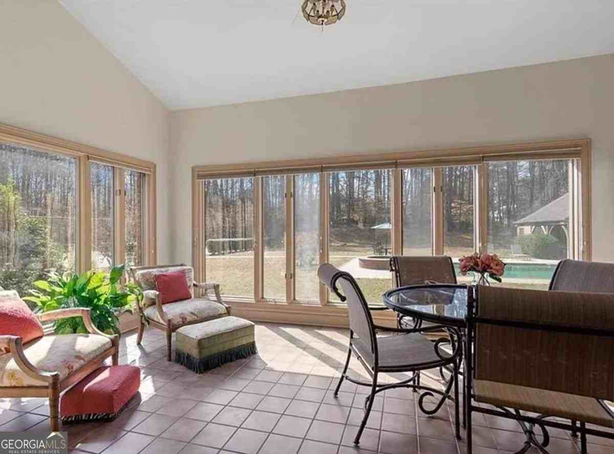 15905 Westbrook Road - Photo 7 of 27