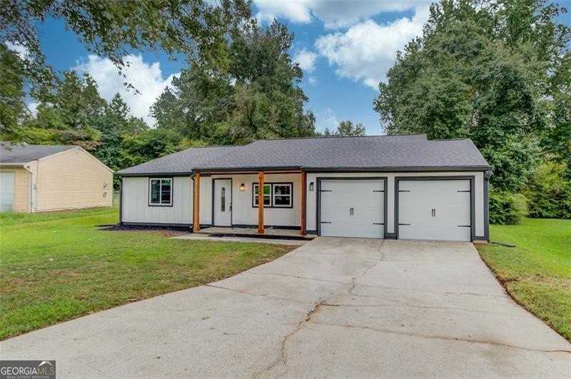 5266 Long Green Lane - Photo 3 of 36