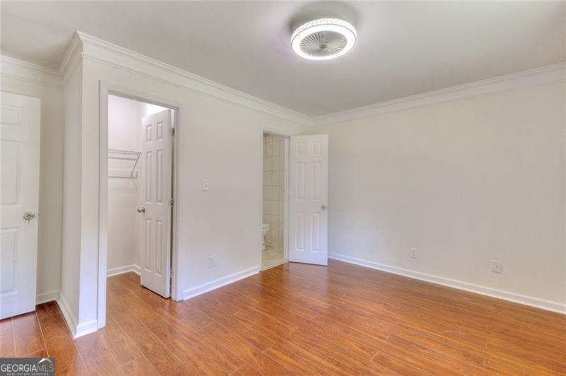 3946 Green Oak Drive - Photo 7 of 50