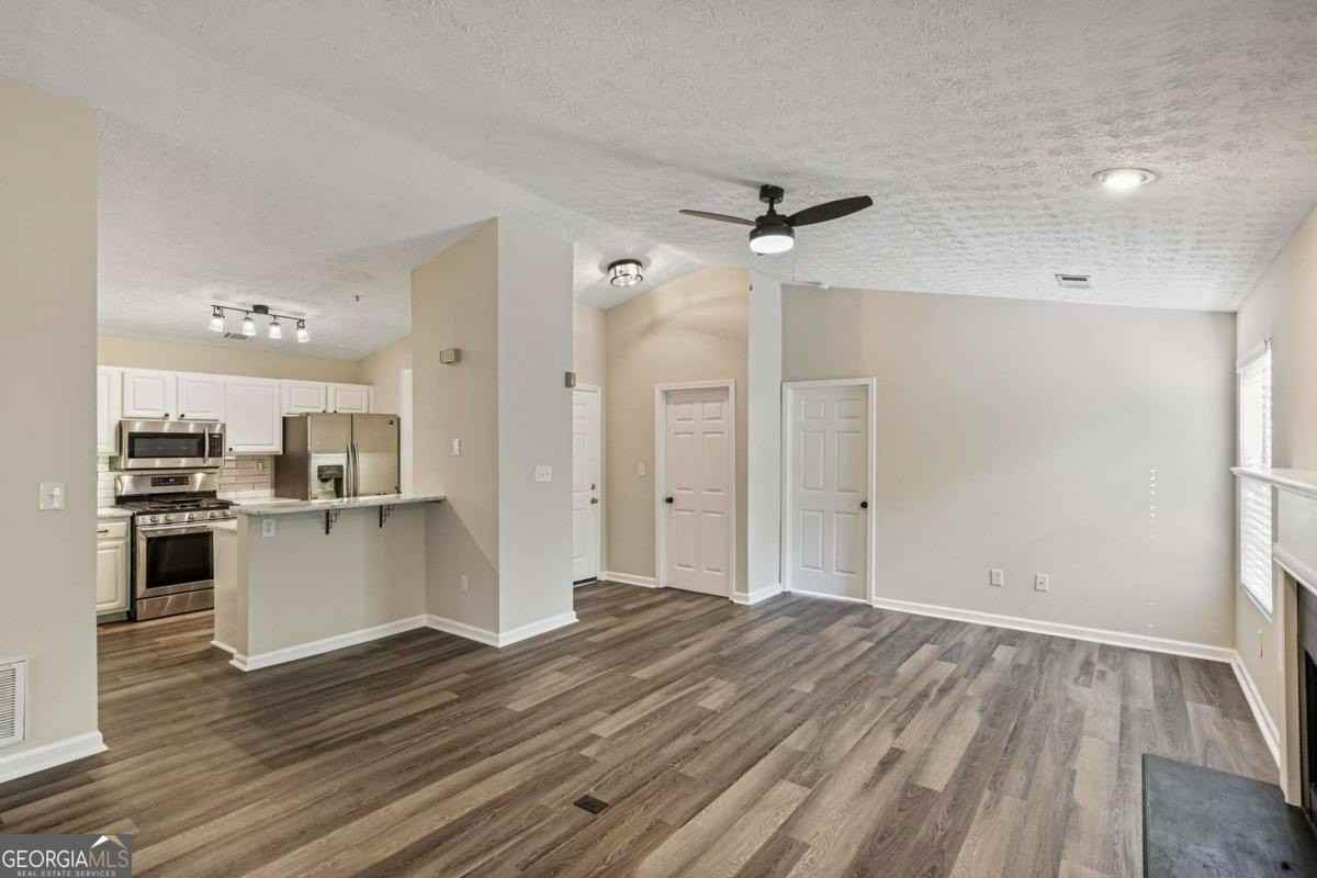 1371 Keys Crossing Dr Ne - Photo 5 of 25