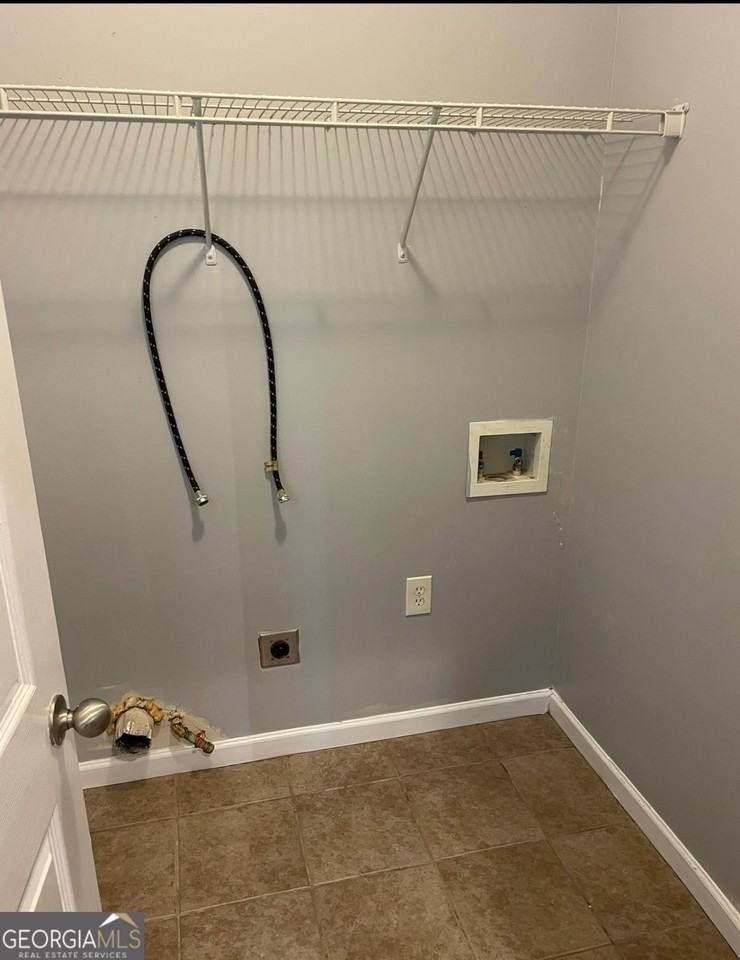 15 Ollie St Nw - Photo 3 of 12