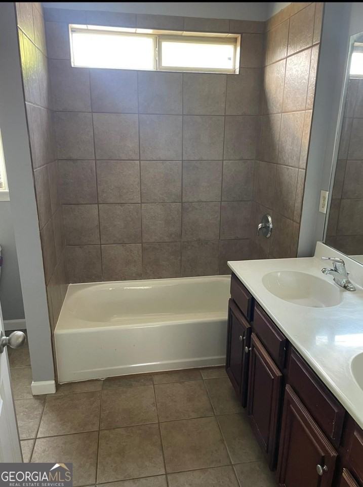 15 Ollie St Nw - Photo 6 of 12