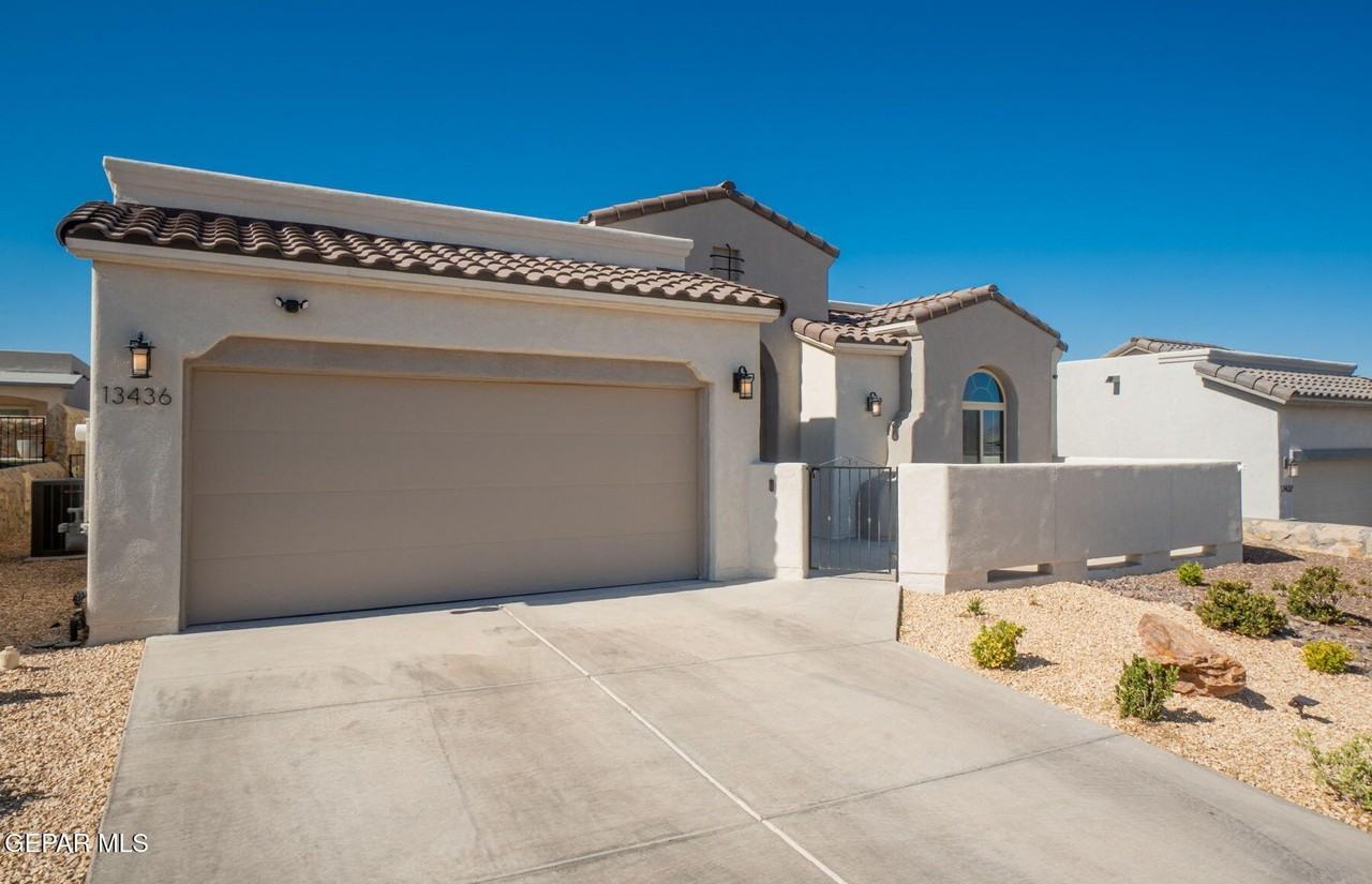 13436 Emerald Crystal Drive - Photo 7 of 50