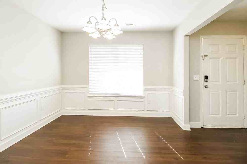 5028 Magnasco Ln - Photo 7 of 17