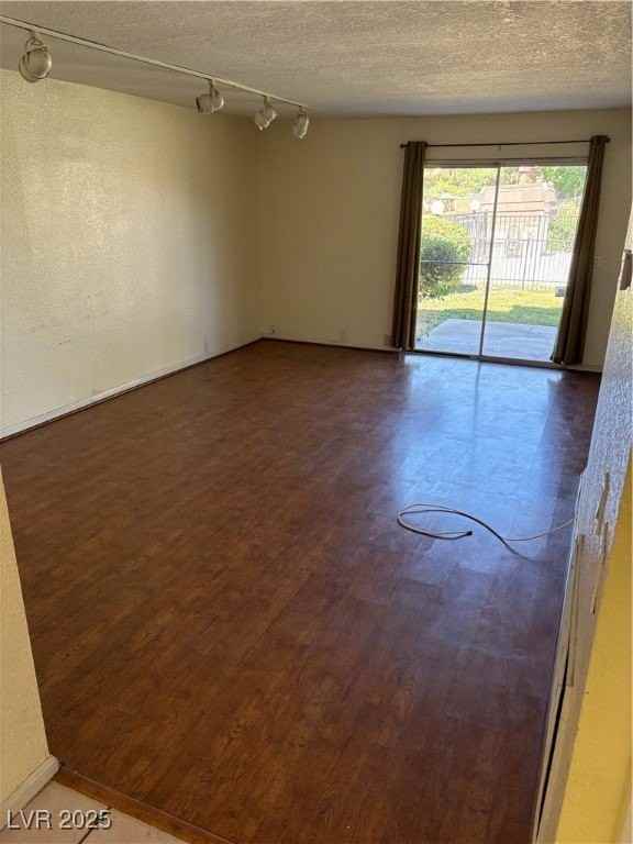 2963 Pinehurst Drive - Photo 6 of 28