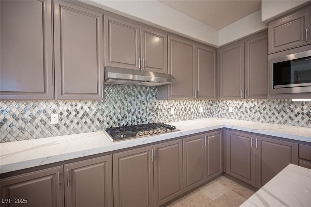 11717 Glowing Sunset Ln - Photo 6 of 48