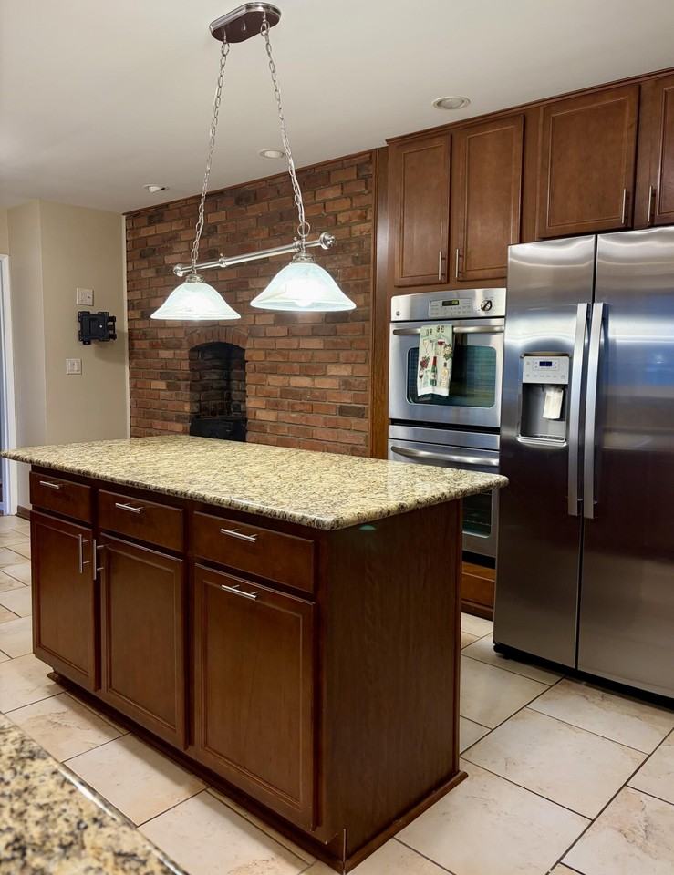 6493 Thorncrest Dr - Photo 5 of 19