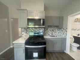 featured image of 160 12th Avenue #2