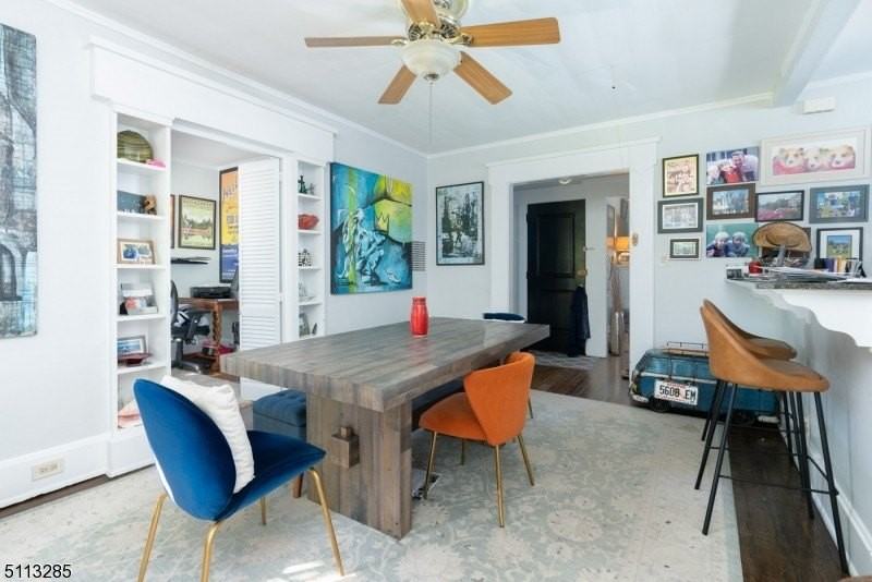 584 Ridgewood Road - Photo 5 of 20