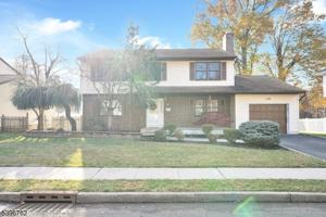 featured image of 11 Lenox Street