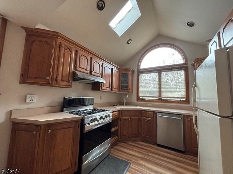 434 W Inman Ave - Photo 3 of 11