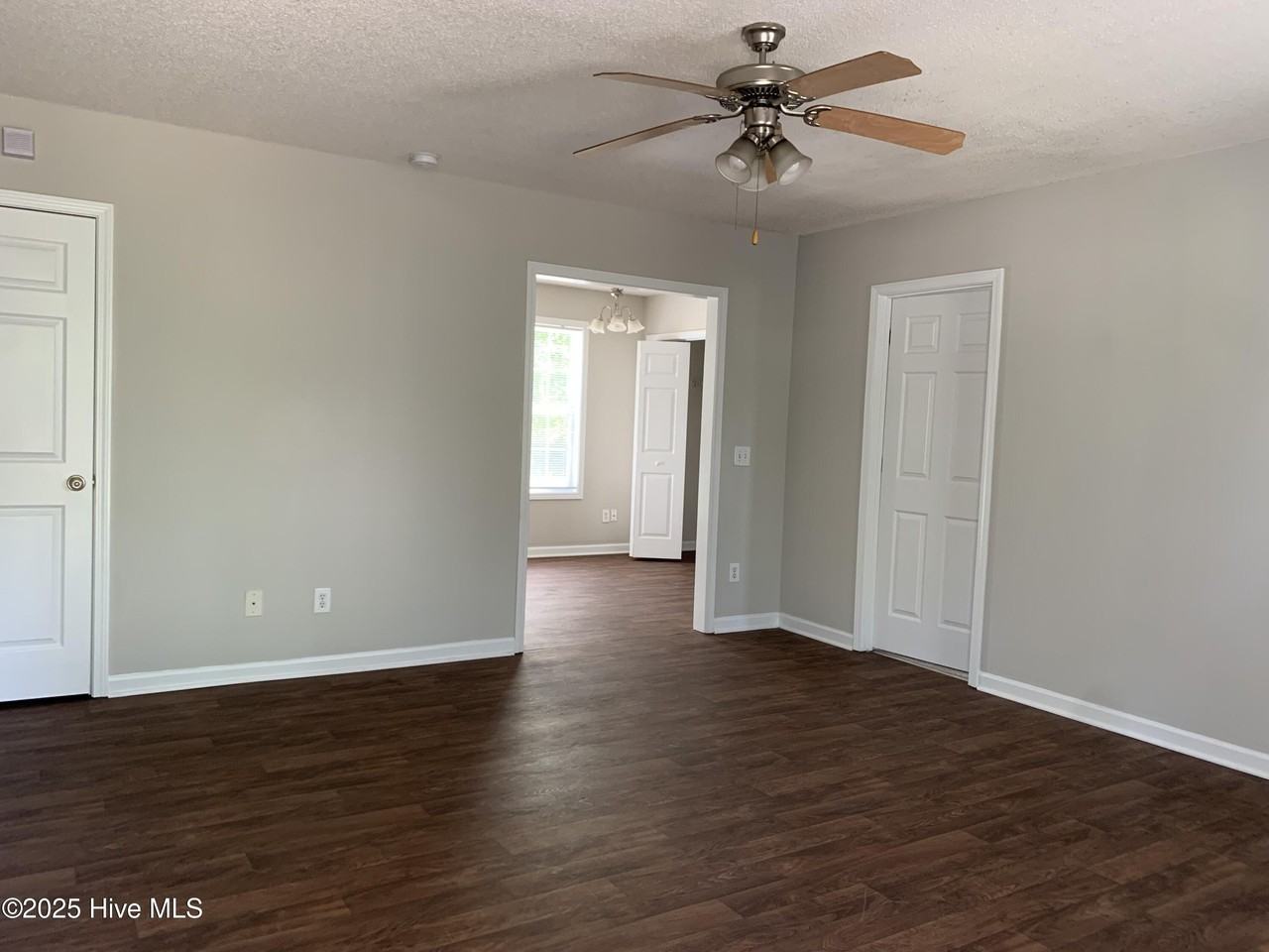 4836 Acres Dr - Photo 3 of 10