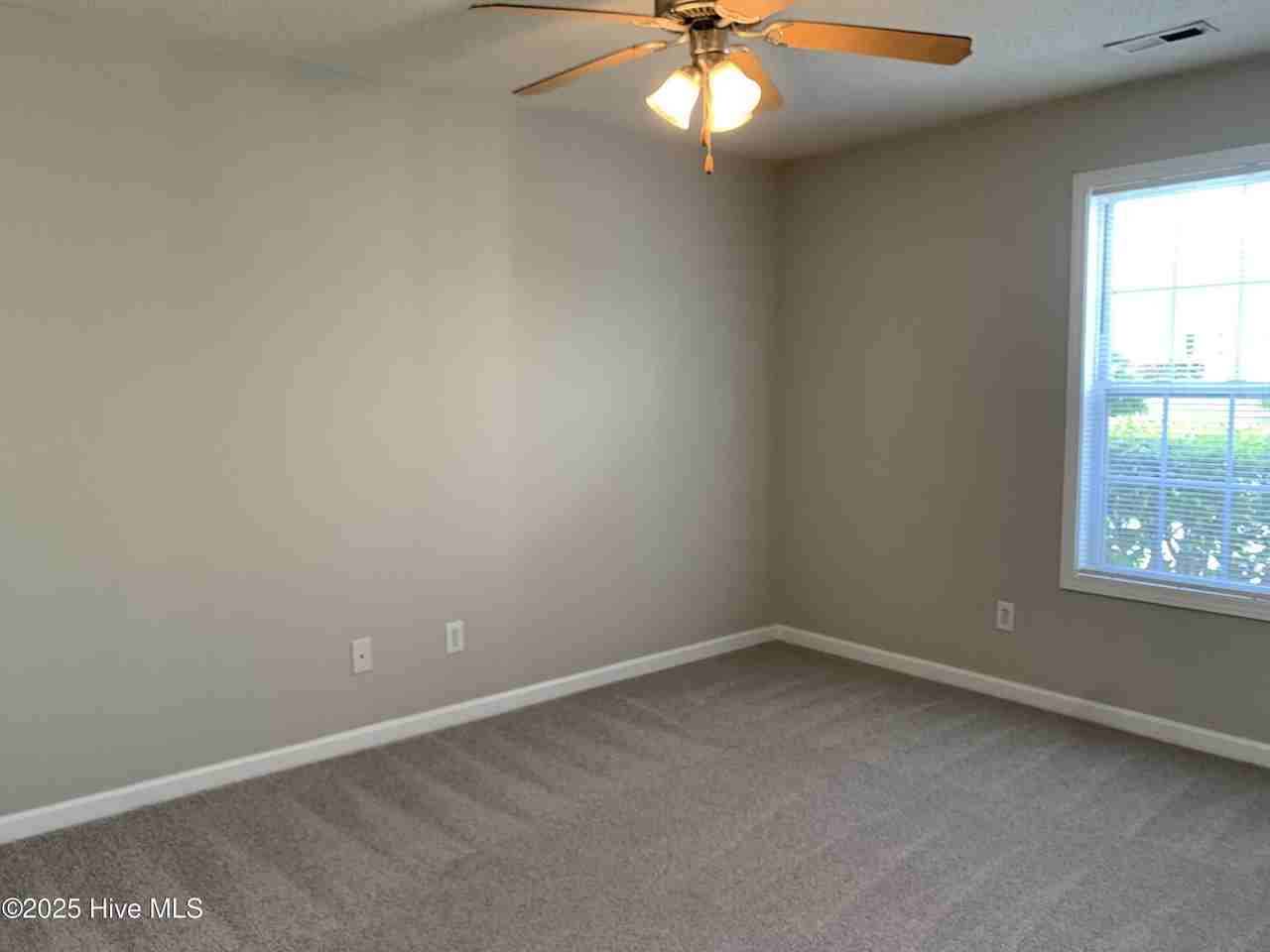 4836 Acres Dr - Photo 7 of 10