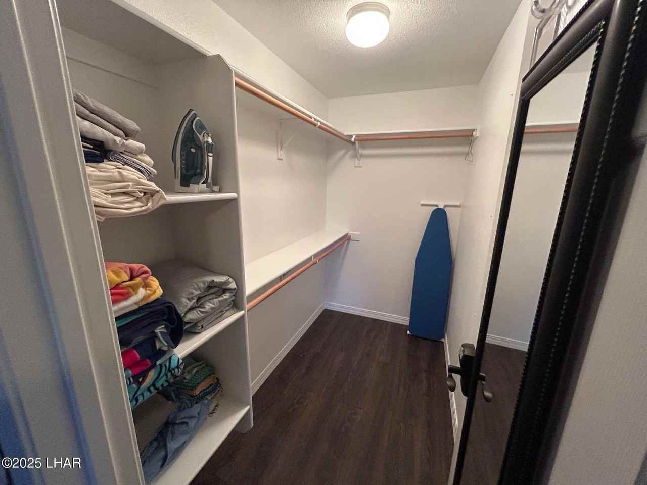 3117 Jamaica Blvd S - Photo 6 of 23