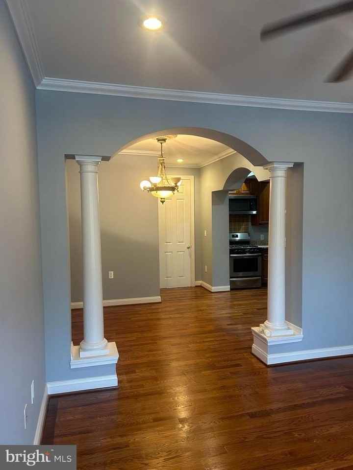 1169 Morse St Ne - Photo 2 of 15