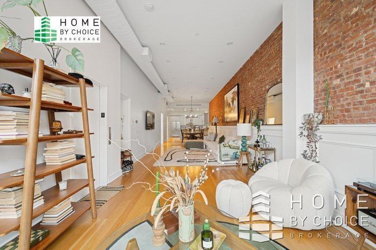 433 West Broadway - Photo 2 of 10
